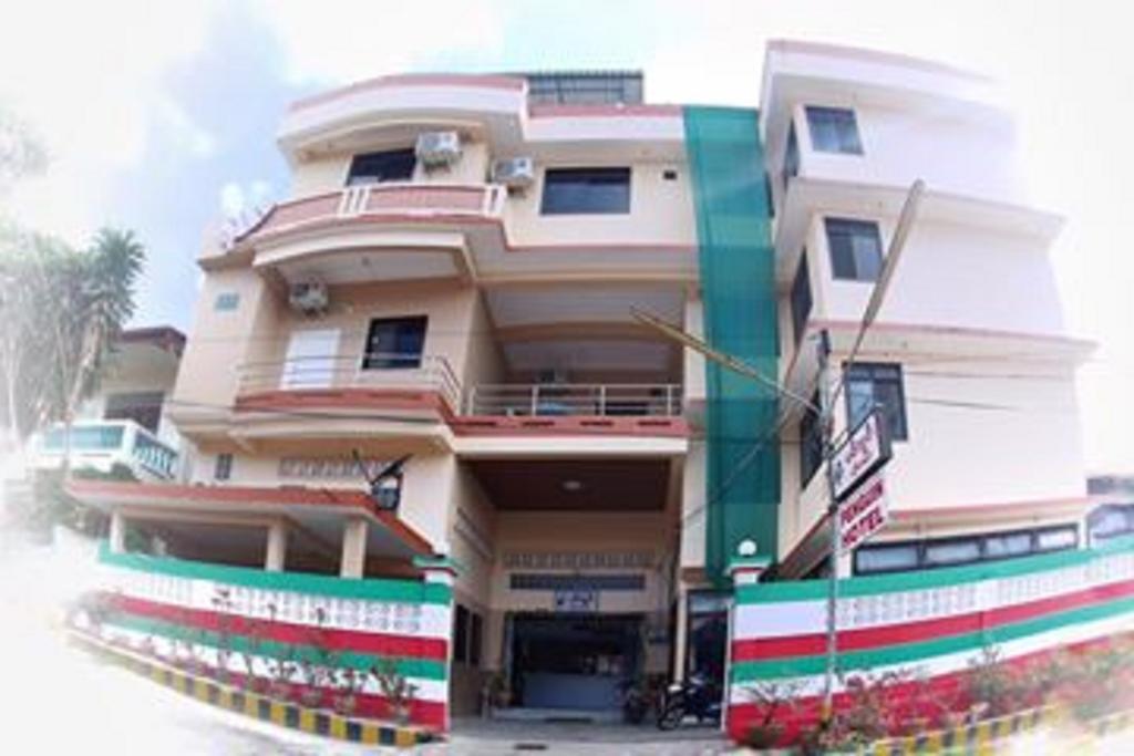 Penguin Hotel Kawthaung Exterior photo