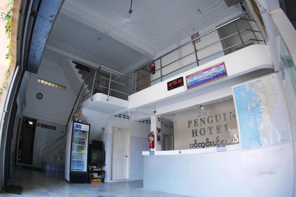 Penguin Hotel Kawthaung Exterior photo